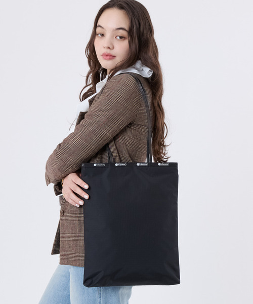 LeSportsac(レスポートサック)の「VERTICAL CITY TOTE アップタウンブラック/ブラック(トートバッグ・レディース・ブラック・FREE)」の1枚目の写真