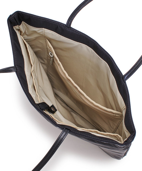 LeSportsac(レスポートサック)の「VERTICAL CITY TOTE アップタウンブラック/ブラック(トートバッグ・レディース・ブラック・FREE)」の7枚目の写真