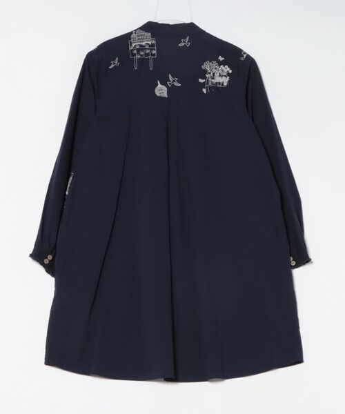 SUPER HAKKA（スーパーハッカ）の「SUPER　HAKKA×マツモトヨーコ　コットンスラブ「大切にしていること」単色刺繍チュニックブラウス（シャツ/ブラウス・レディース・ネイビー/グリーン・FREE）」の3枚目の写真