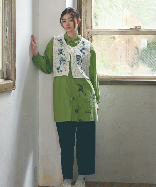 SUPER HAKKA（スーパーハッカ）の「SUPER　HAKKA×マツモトヨーコ　コットンスラブ「大切にしていること」単色刺繍チュニックブラウス（シャツ/ブラウス・レディース・ネイビー/グリーン・FREE）」の6枚目の写真