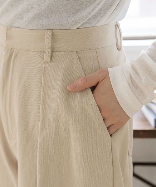 slattgir(スラットジール)の「高身長 ツイルタックワイドパンツ(トールサイズ)Essenave(その他パンツ・レディース・カーキ/ライトベージュ・TM/TL/TLL/T3L)」の17枚目の写真