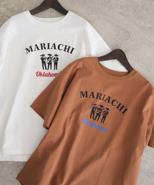 Blanc Bleu Minuit(ブランブルーミニュイ)の「マリアッチプリント クルーネックTEE(Tシャツ/カットソー・レディース・ブラウン/ホワイト・FREE)」の2枚目の写真