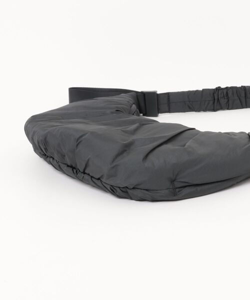 adidas（アディダス）の「《adidas》ウィメンズMHショルダーバッグ（ショルダーバッグ・レディース・セージグリーン/ブラック系・フリー）」の4枚目の写真