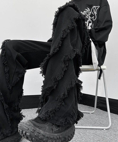 Revo.（レボ）の「スパイラル カットオフ フリンジデザイン フレアパンツ（その他パンツ・メンズ・ホワイト/ブラック・XL/L/M）」の13枚目の写真