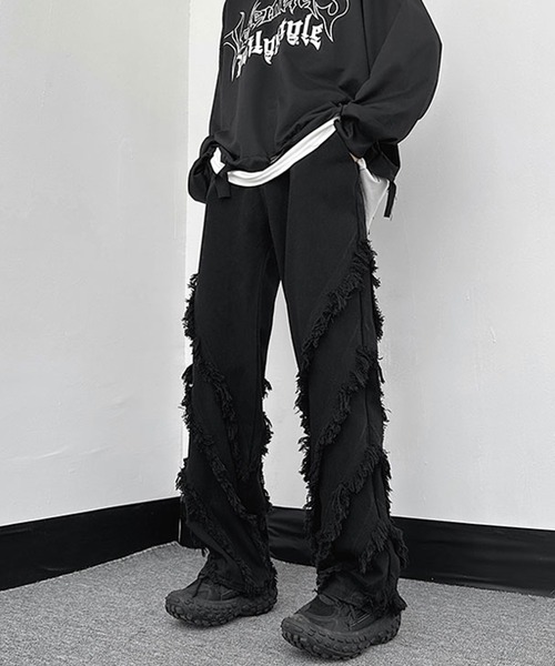 Revo.（レボ）の「スパイラル カットオフ フリンジデザイン フレアパンツ（その他パンツ・メンズ・ホワイト/ブラック・XL/L/M）」の21枚目の写真