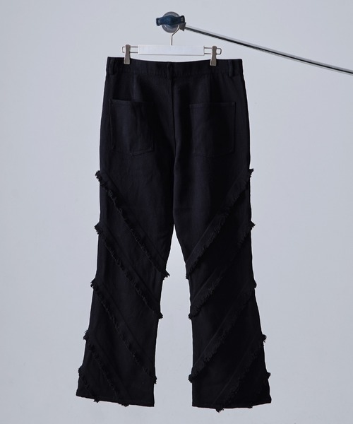 Revo.（レボ）の「スパイラル カットオフ フリンジデザイン フレアパンツ（その他パンツ・メンズ・ホワイト/ブラック・XL/L/M）」の6枚目の写真