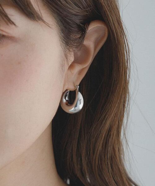 URBAN RESEARCH Sonny Label(アーバンリサーチサニーレーベル)の「ステンレスボリュームフープピアス(ピアス(両耳用)・レディース・ゴールド/シルバー・ONE)」の2枚目の写真