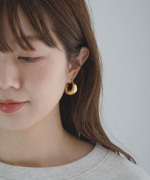 URBAN RESEARCH Sonny Label(アーバンリサーチサニーレーベル)の「ステンレスボリュームフープピアス(ピアス(両耳用)・レディース・ゴールド/シルバー・ONE)」の7枚目の写真