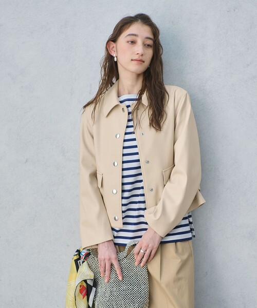 UNITED ARROWS（ユナイテッドアローズ）の「レザーライク ショートブルゾン（ブルゾン・レディース・オフホワイト/ダークブラウン/ブラック・FREE）」の12枚目の写真