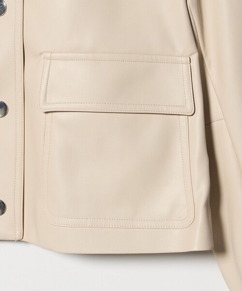 UNITED ARROWS（ユナイテッドアローズ）の「レザーライク ショートブルゾン（ブルゾン・レディース・オフホワイト/ダークブラウン/ブラック・FREE）」の22枚目の写真