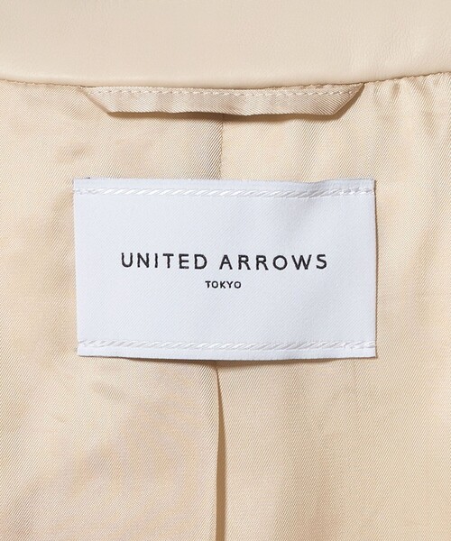 UNITED ARROWS（ユナイテッドアローズ）の「レザーライク ショートブルゾン（ブルゾン・レディース・オフホワイト/ダークブラウン/ブラック・FREE）」の10枚目の写真