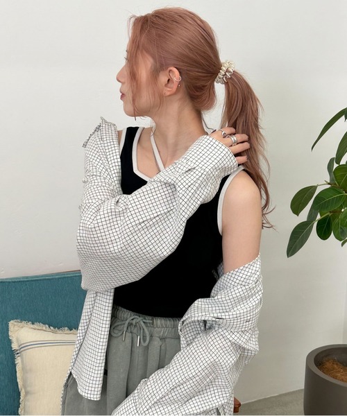 DOUBLE NAME（ダブルネーム）の「前後2WAY配色ホルターネックタンクトップ（タンクトップ・レディース・オフホワイト/グレー/ブラック・FREE）」の5枚目の写真