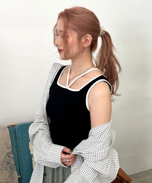 DOUBLE NAME（ダブルネーム）の「前後2WAY配色ホルターネックタンクトップ（タンクトップ・レディース・オフホワイト/グレー/ブラック・FREE）」の13枚目の写真