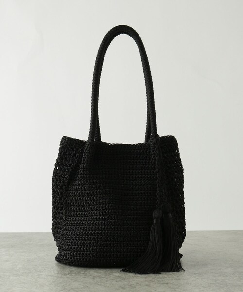 GALLEST(ギャレスト)の「コード編みタッセルトート(トートバッグ・レディース・シルバー/カーキ/ブラック・00)」の2枚目の写真