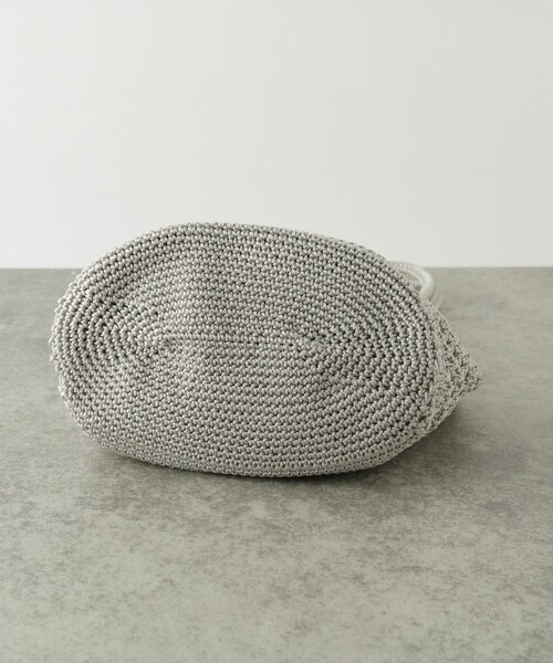 GALLEST(ギャレスト)の「コード編みタッセルトート(トートバッグ・レディース・シルバー/カーキ/ブラック・00)」の5枚目の写真