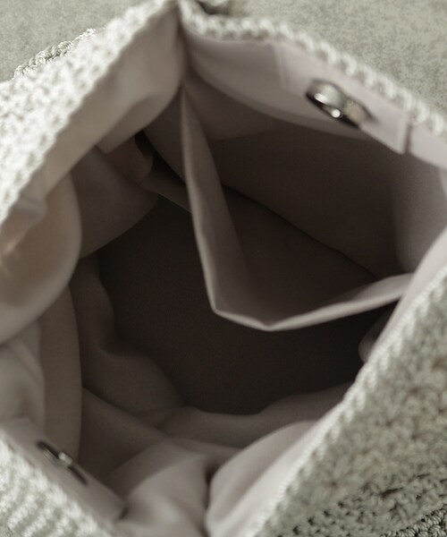 GALLEST(ギャレスト)の「コード編みタッセルトート(トートバッグ・レディース・シルバー/カーキ/ブラック・00)」の10枚目の写真