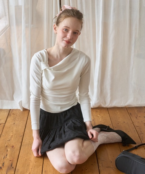 Birthday room(バースデイルーム)の「アシメドレープロンT/Asymmetrical lap apron T(Tシャツ/カットソー・レディース・ブラック/ホワイト/ミント・FREE)」の4枚目の写真