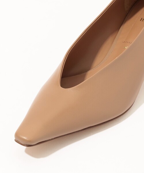 HENRI EN VARGO（ヘンリエンヴァーゴ）の「HENRI EN VARGO HEREN パンプス（パンプス・レディース・ベージュ/ブラック・36/37/38）」の7枚目の写真