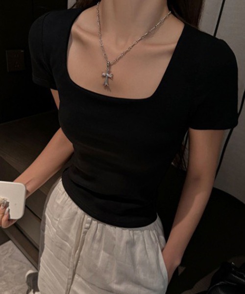 GLAMOROUS JANE（グラマラスジェーン）の「スクエアネック半袖Tシャツ（Tシャツ/カットソー・レディース・ホワイト/ブラック/グレー・FREE）」の8枚目の写真