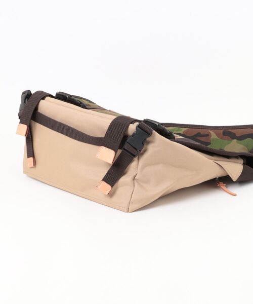 MAKAVELIC（マキャベリック）の「【MAKAVELIC】COSMICDAYS MESSENGER BAG（ショルダーバッグ・メンズ・その他・FREE）」の3枚目の写真