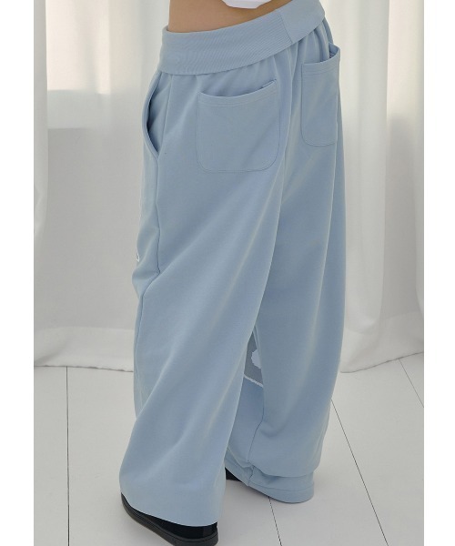 FANCY CLUB(ファンシークラブ)の「A'GEM/9 × .kom 『FANCY CLUB/ファンシークラブ』 FROSS BANDING SWEATPANTS/フロスバンディングスウェットパンツ(スウェットパンツ・レディース・アイボリー/ブラック/ライトブルー・FREE)」の11枚目の写真