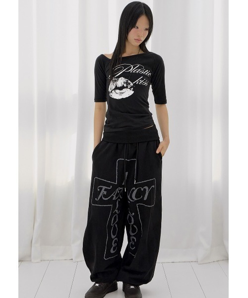 FANCY CLUB(ファンシークラブ)の「A'GEM/9 × .kom 『FANCY CLUB/ファンシークラブ』 FROSS BANDING SWEATPANTS/フロスバンディングスウェットパンツ(スウェットパンツ・レディース・アイボリー/ブラック/ライトブルー・FREE)」の6枚目の写真