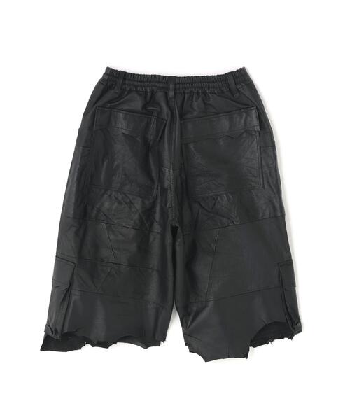 DANKE SCHON（ダンケシェーン）の「DankeSchon/ダンケシェーン/REPRO-LEATHER CARGO SHORTS（カーゴパンツ・レディース・ブラック・M/L）」の2枚目の写真
