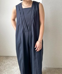 Vネックオールインワン