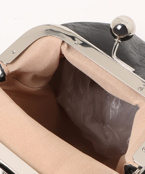 VIBGYOR（ヴィブジョー）の「FReePLACe/がま口 ミニ チェーンショルダーバッグ X12791（ショルダーバッグ・レディース・ホワイト/シルバー・FREE）」の6枚目の写真