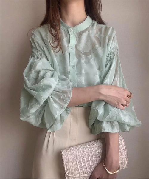CHUL（チュル）の「シアージャガードボリュームスリーブブラウス（シャツ/ブラウス・レディース・ホワイト/ブラック/グリーン/ネイビー・X-LARGE/XX-LARGE/LARGE/MEDIUM）」の3枚目の写真