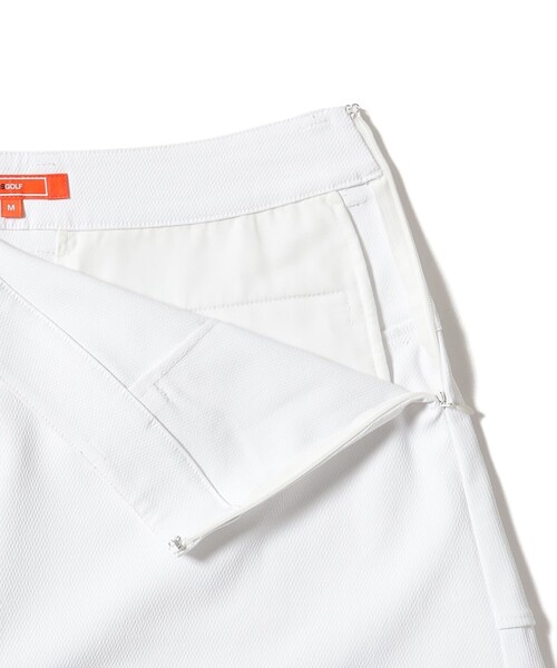 BEAMS GOLF(ビームスゴルフ)の「ORANGE LABEL / ストレッチ バックティアード スカート(接触冷感・吸水速乾・UVカット)(スカート・レディース・ブラック/ホワイト・MEDIUM/LARGE/SMALL)」の4枚目の写真