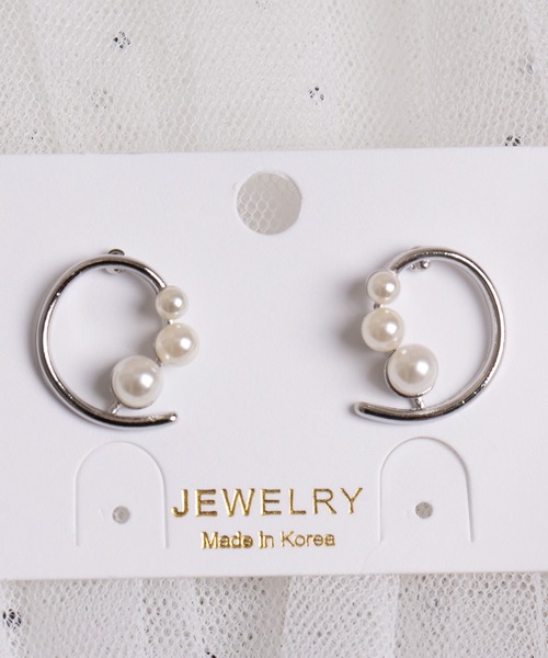 Peony（ピオニー）の「【Peony/ピオニー】フロントサークルパールピアス（ピアス（両耳用）・レディース・シルバー/ゴールド・FREE）」の10枚目の写真