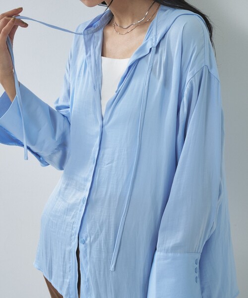 GALLEST（ギャレスト）の「【一部店舗限定】シアーフードオーバーシャツ（シャツ/ブラウス・レディース・サックスブルー/オフホワイト/ナチュラル・38）」の3枚目の写真