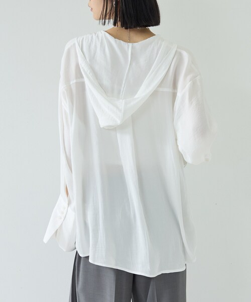 GALLEST（ギャレスト）の「【一部店舗限定】シアーフードオーバーシャツ（シャツ/ブラウス・レディース・サックスブルー/オフホワイト/ナチュラル・38）」の7枚目の写真