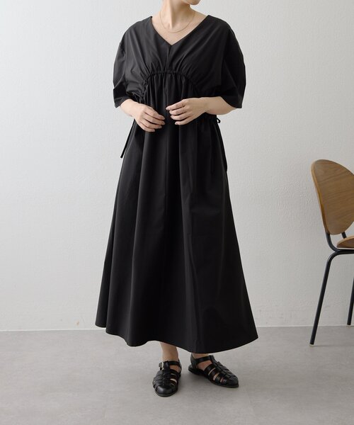 ear PAPILLONNER(イアパピヨネ)の「ドロストワンピース【SUM1 STYLE】(ワンピース・レディース・ブラック/レッド/パープル・FREE)」の2枚目の写真