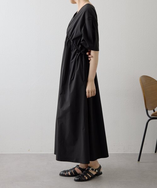 ear PAPILLONNER(イアパピヨネ)の「ドロストワンピース【SUM1 STYLE】(ワンピース・レディース・ブラック/レッド/パープル・FREE)」の5枚目の写真
