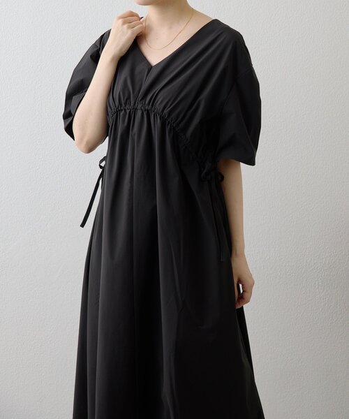 ear PAPILLONNER(イアパピヨネ)の「ドロストワンピース【SUM1 STYLE】(ワンピース・レディース・ブラック/レッド/パープル・FREE)」の7枚目の写真