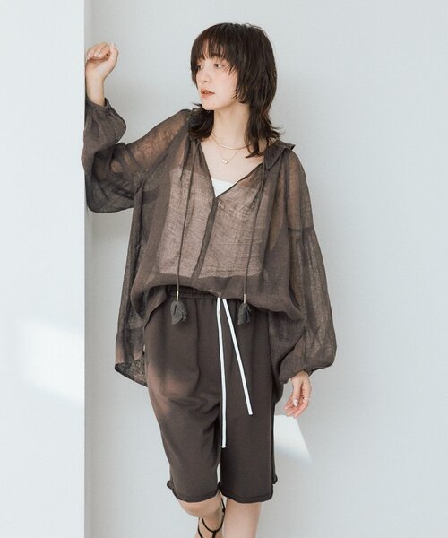 RIVE DROITE（リヴドロワ）の「【à Nice】リネンギャザーブラウス（シャツ/ブラウス・レディース・ブルー/ベージュ/ブラウン/ピンク・FREE）」の6枚目の写真