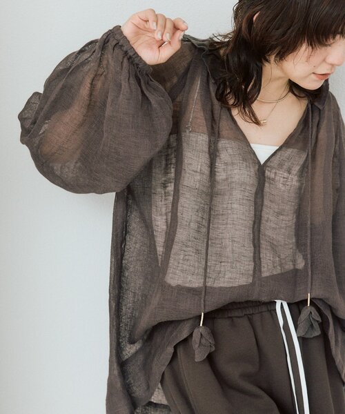 RIVE DROITE（リヴドロワ）の「【à Nice】リネンギャザーブラウス（シャツ/ブラウス・レディース・ブルー/ベージュ/ブラウン/ピンク・FREE）」の8枚目の写真