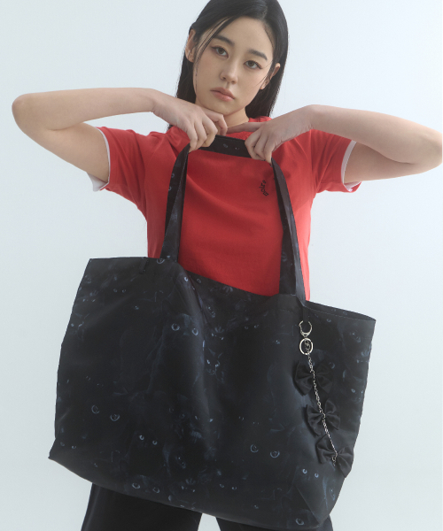MOIREMOA(モアレモア)の「Midnight Feline Big Bag-Black(エコバッグ/サブバッグ・レディース・その他・FREE)」の4枚目の写真