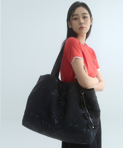 MOIREMOA(モアレモア)の「Midnight Feline Big Bag-Black(エコバッグ/サブバッグ・レディース・その他・FREE)」の5枚目の写真