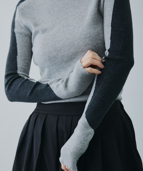 Clum(クルム)の「bicolor turtle knit / バイカラータートルニット(ニット/セーター・レディース・ライトベージュ/グレー・FREE)」の10枚目の写真