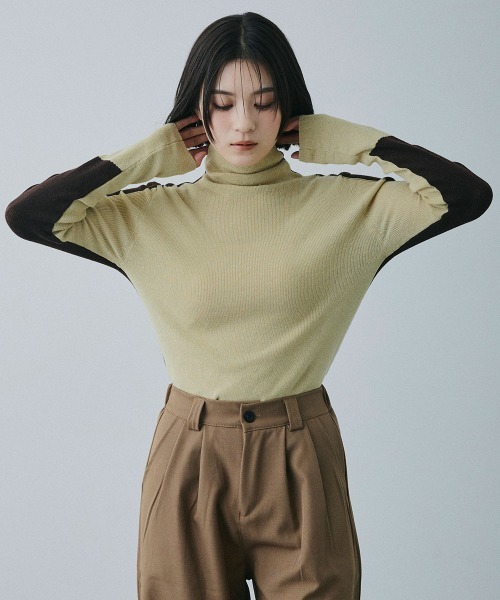Clum(クルム)の「bicolor turtle knit / バイカラータートルニット(ニット/セーター・レディース・ライトベージュ/グレー・FREE)」の22枚目の写真