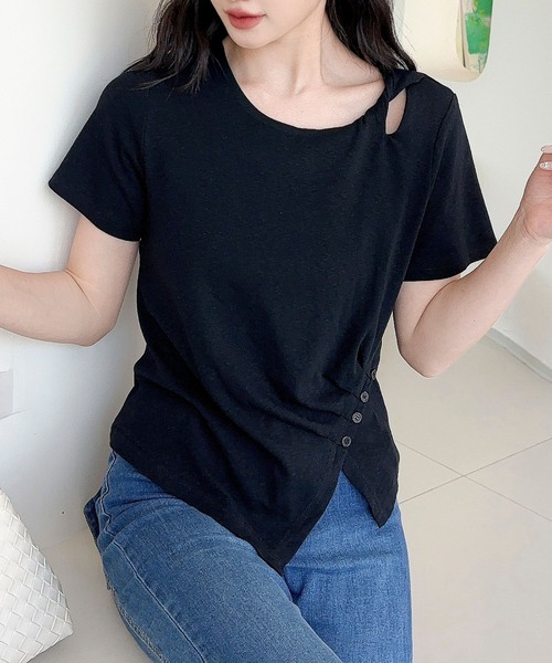 Jasmine Grandiflorum(ジャスミングランディフローラム)の「【Jasmine】カットアウトアシメトリーデザインTシャツ(Tシャツ/カットソー・レディース・ホワイト/ブラック・FREE)」の1枚目の写真
