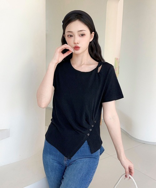 Jasmine Grandiflorum(ジャスミングランディフローラム)の「【Jasmine】カットアウトアシメトリーデザインTシャツ(Tシャツ/カットソー・レディース・ホワイト/ブラック・FREE)」の10枚目の写真