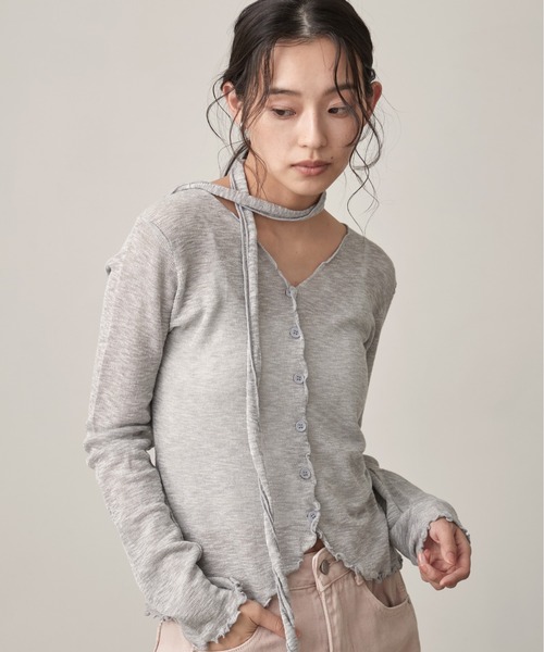 OFROOM(オフルーム)の「Sheer Cardigan Narrow Scarf Set|シアーカーディガンナロースカーフセット(カーディガン/ボレロ・レディース・ベージュ/ホワイト/ブラック/グレー・FREE)」の17枚目の写真