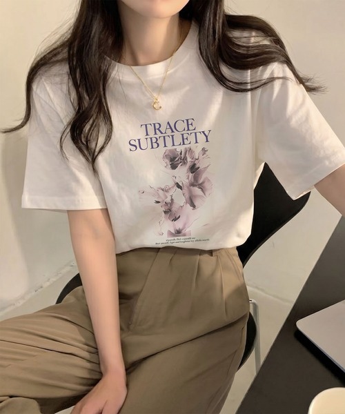 SpRay（スプレイ）の「汗染み防止花フォト Tシャツ（Tシャツ/カットソー・レディース・ブラック/グレー/ブラウン/アイボリー/チャコールグレー・FREE）」の18枚目の写真