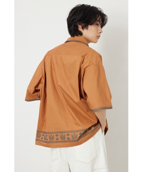 RODEO CROWNS WIDE BOWL（ロデオクラウンズワイドボウル）の「Crown Hem シャツ（シャツ/ブラウス・メンズ・ブラック/オフホワイト/ダークオレンジ・MEDIUM/LARGE）」の15枚目の写真