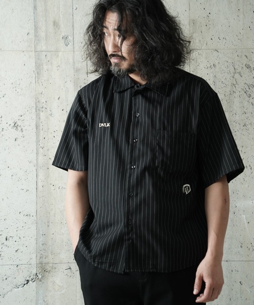 DEVILOCK（デビロック）の「DEVILOCK PIN STRIPE EMBROIDERY SHIRT（シャツ/ブラウス・メンズ・チャコールグレー/ブラック/ホワイト・X-LARGE/LARGE/MEDIUM）」の3枚目の写真