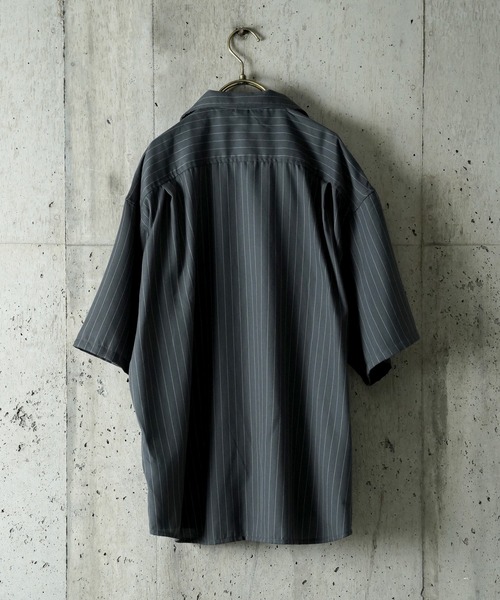 DEVILOCK（デビロック）の「DEVILOCK PIN STRIPE EMBROIDERY SHIRT（シャツ/ブラウス・メンズ・チャコールグレー/ブラック/ホワイト・X-LARGE/LARGE/MEDIUM）」の14枚目の写真